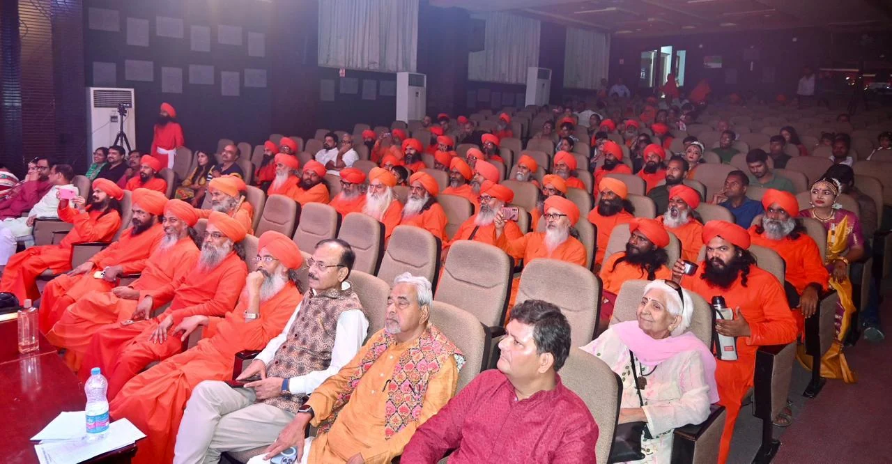 Conference audience at the Spiritual Festival in New Delhi