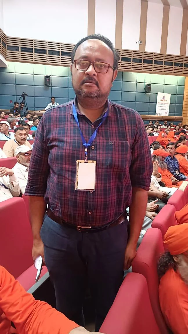 A conference participant at the Spiritual Festival in New Delhi