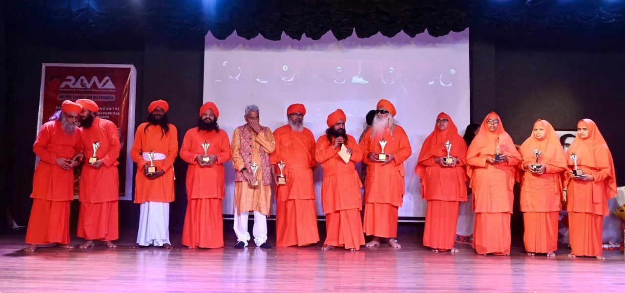 The conference on stage at the Spiritual Festival in New Delhi